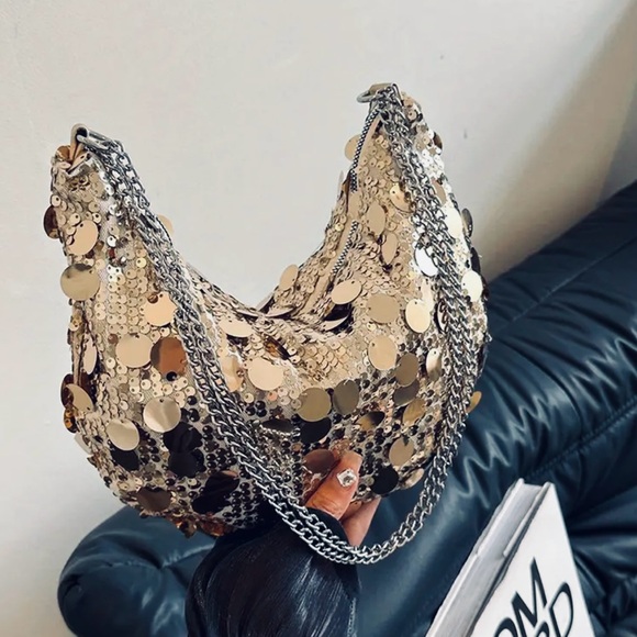 NEW GOLD SEQUIN HANDBAG-NEW-SHOULDER, CROSSBODY, CLUTCH-SHIMMERING SPARKLING - Picture 3 of 7